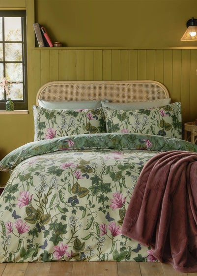 Furn Mystic Berry Floral Reversible Green Duvet Set