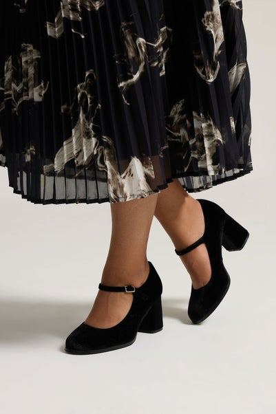 Yours Black Velvet Mary Jane Block Heels In Extra Wide EEE Fit