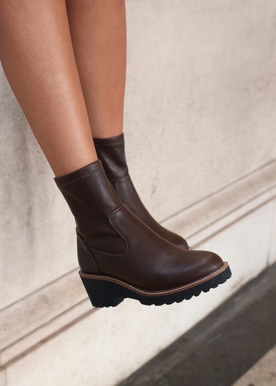 Linzi Trish Brown Faux Leather Wedged Heel Ankle Boot