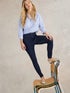 Dunkler Denim
