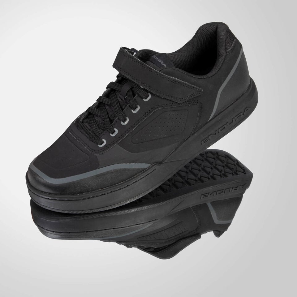 Hummvee Clipless Shoe Black