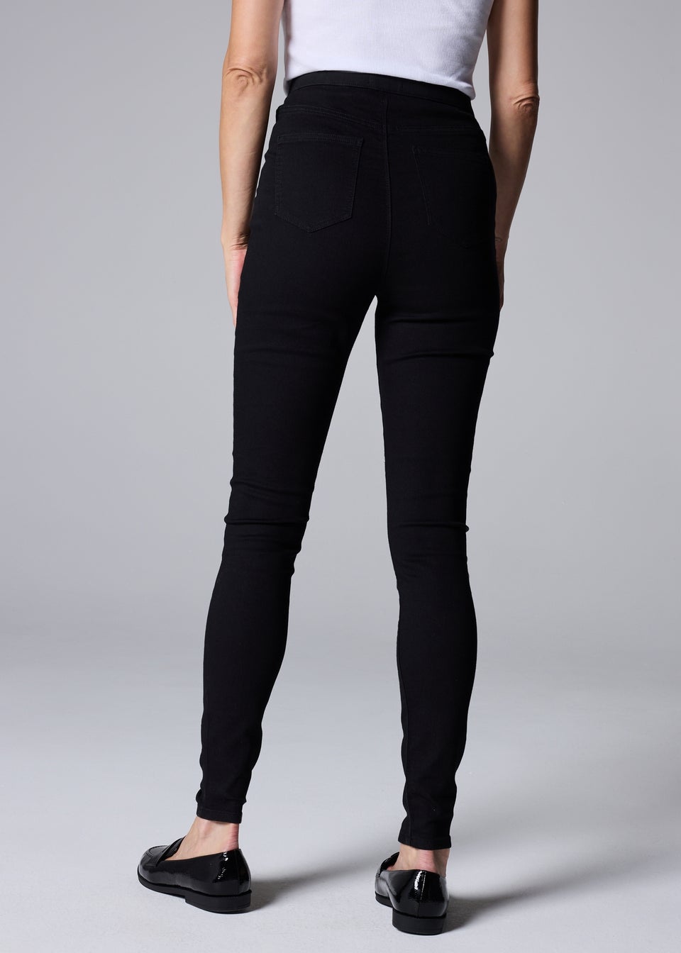 Rosie Black Pull On Jeggings