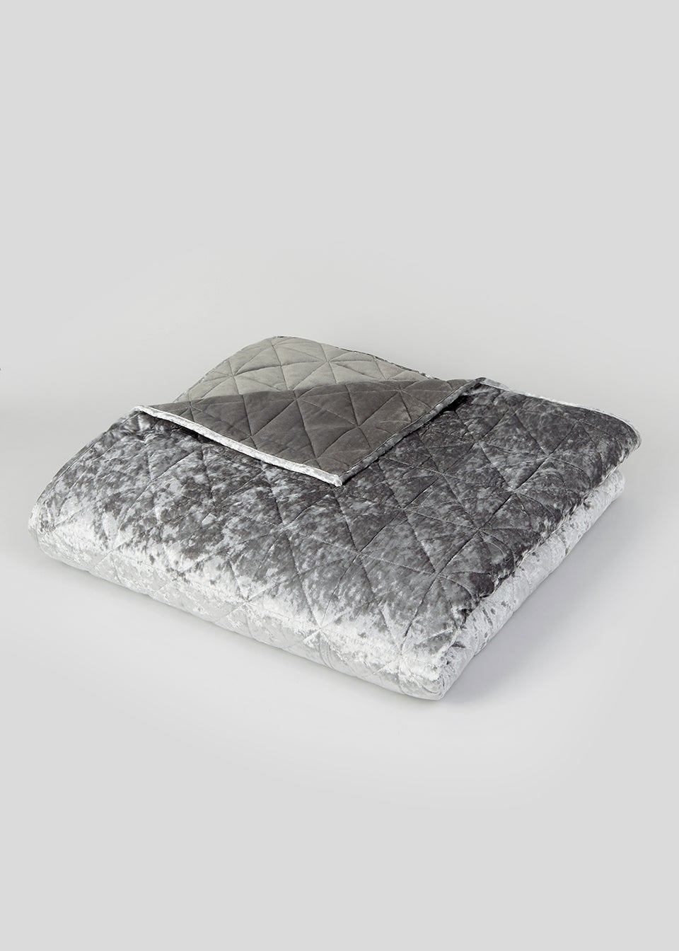 Quilted Velvet Bedspread (235cm x 235cm)