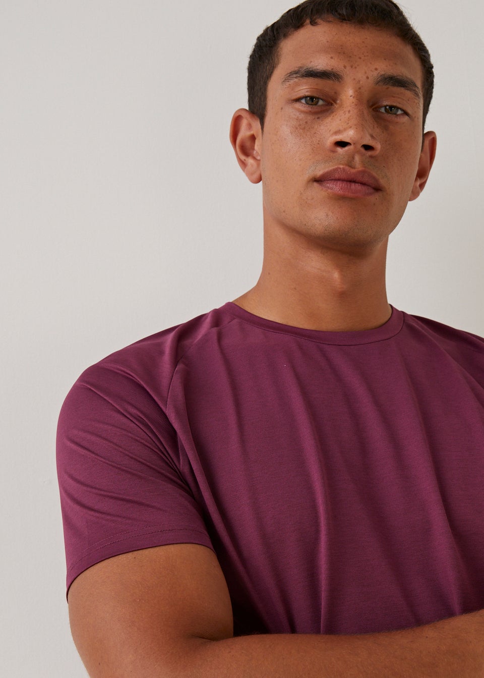 Souluxe Berry Essential Sports T-Shirt