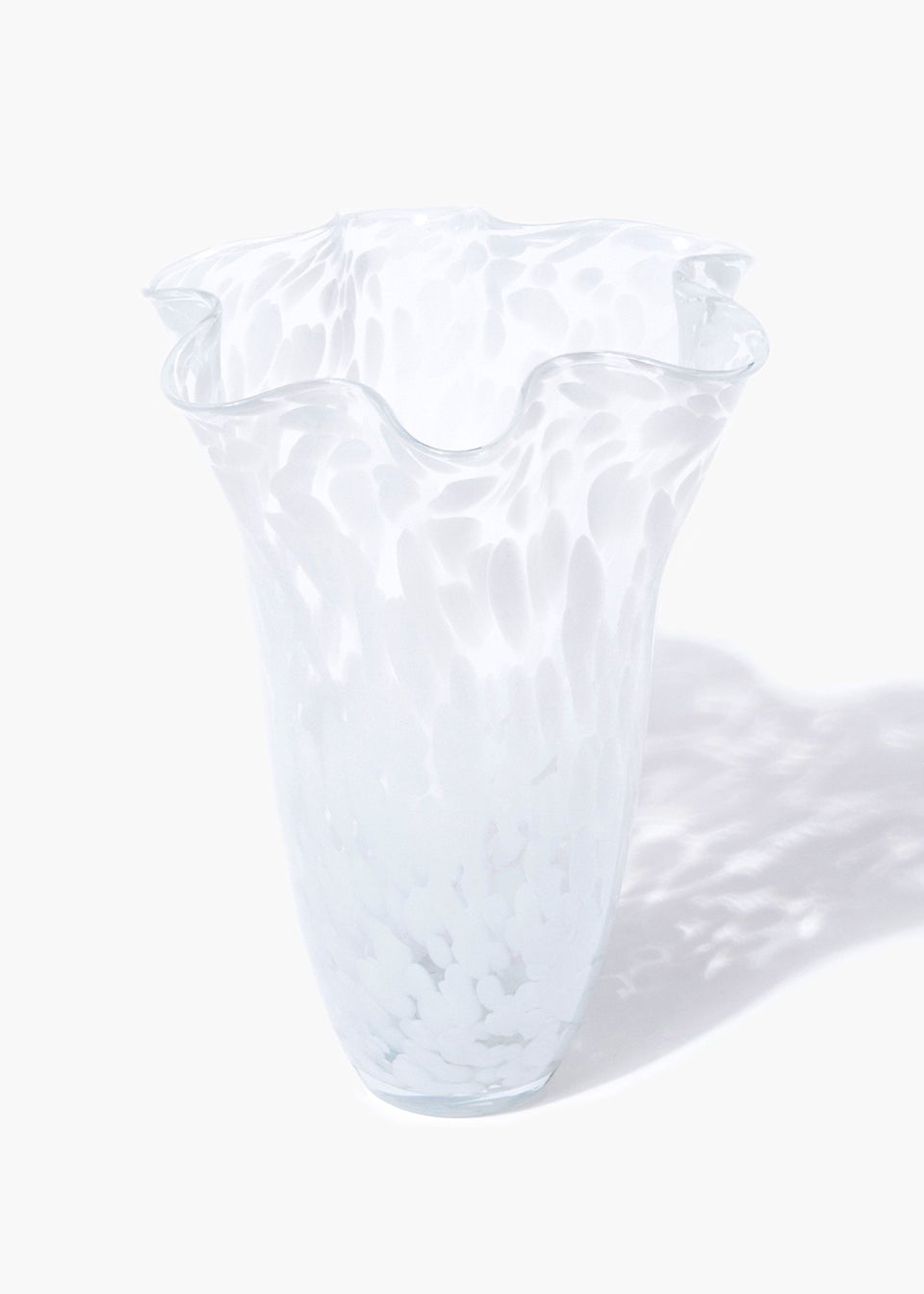 White Clear Handkerchief Vase (23.5cm x 23.5cm x 32.5cm)