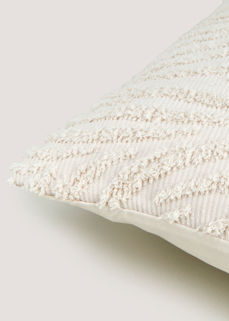 Natural Chenille Tufted Cushion (43cm x 43cm)