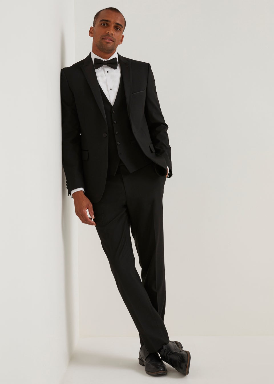 Taylor & Wright Black Tailored Fit Dinner Suit Jacket - Matalan
