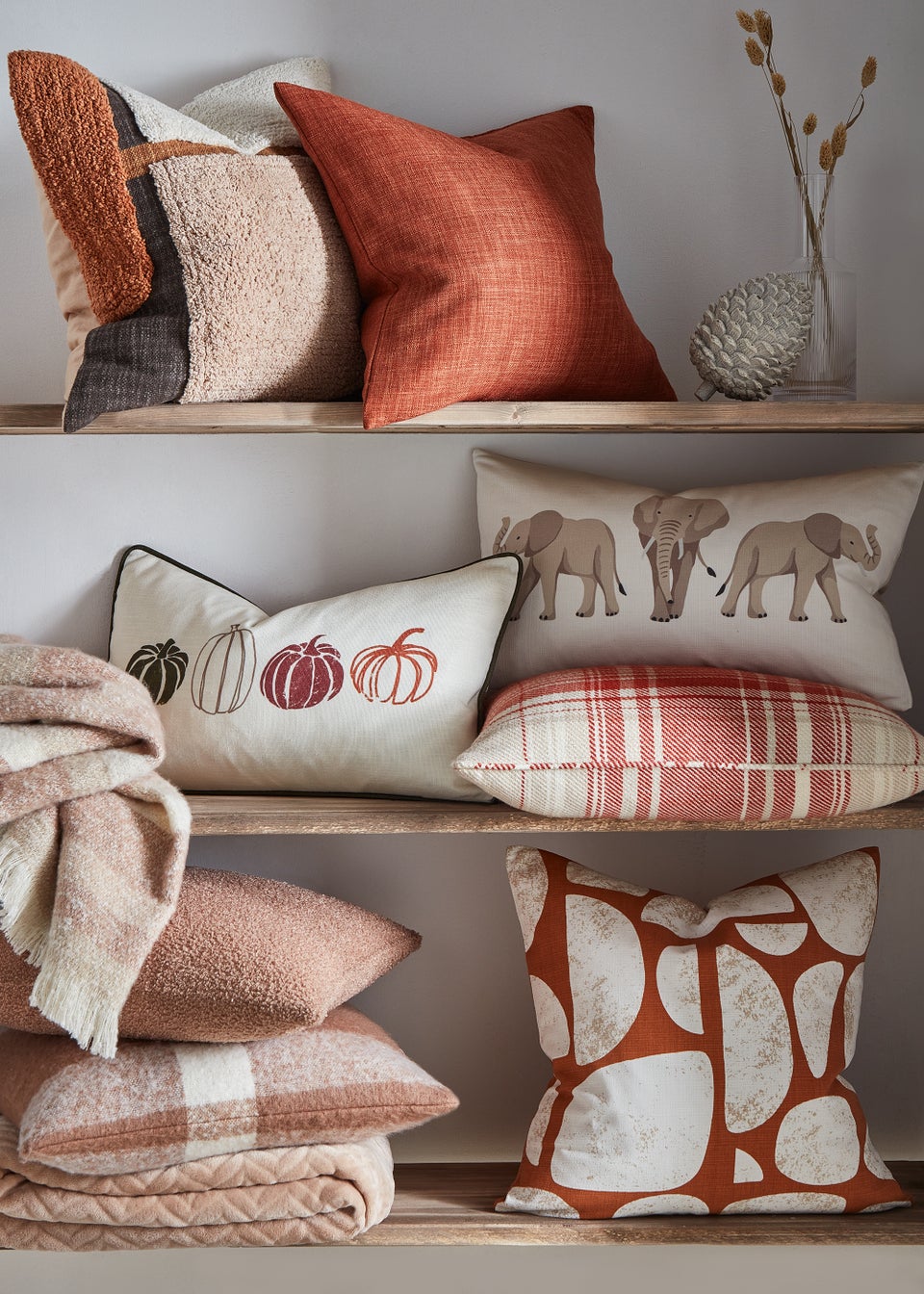 Cream Elephant Cushion (30cm x 50cm)
