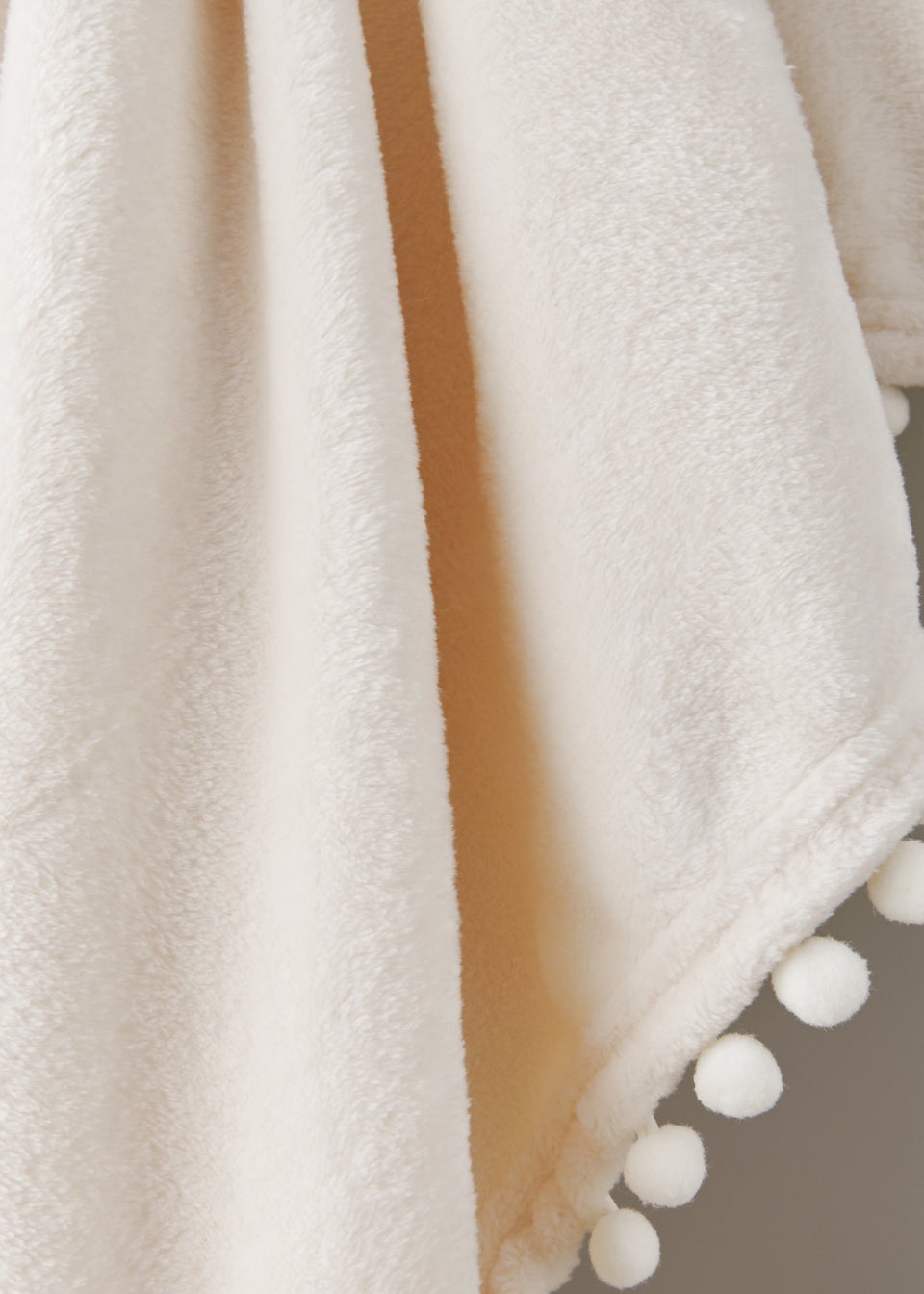 Matalan pom pom throw shop