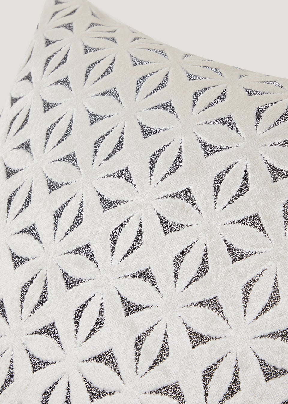Cream Cut Velvet Cushion (43cm x 43cm)