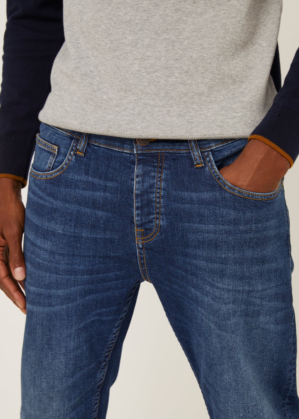 Dark Wash Stretch Straight Fit Jeans