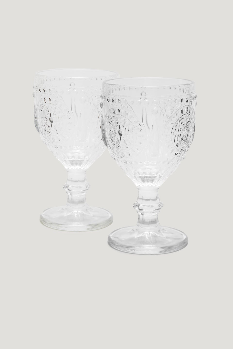 2 Pack Embossed Wine Glasses (16cm x 8.5cm)