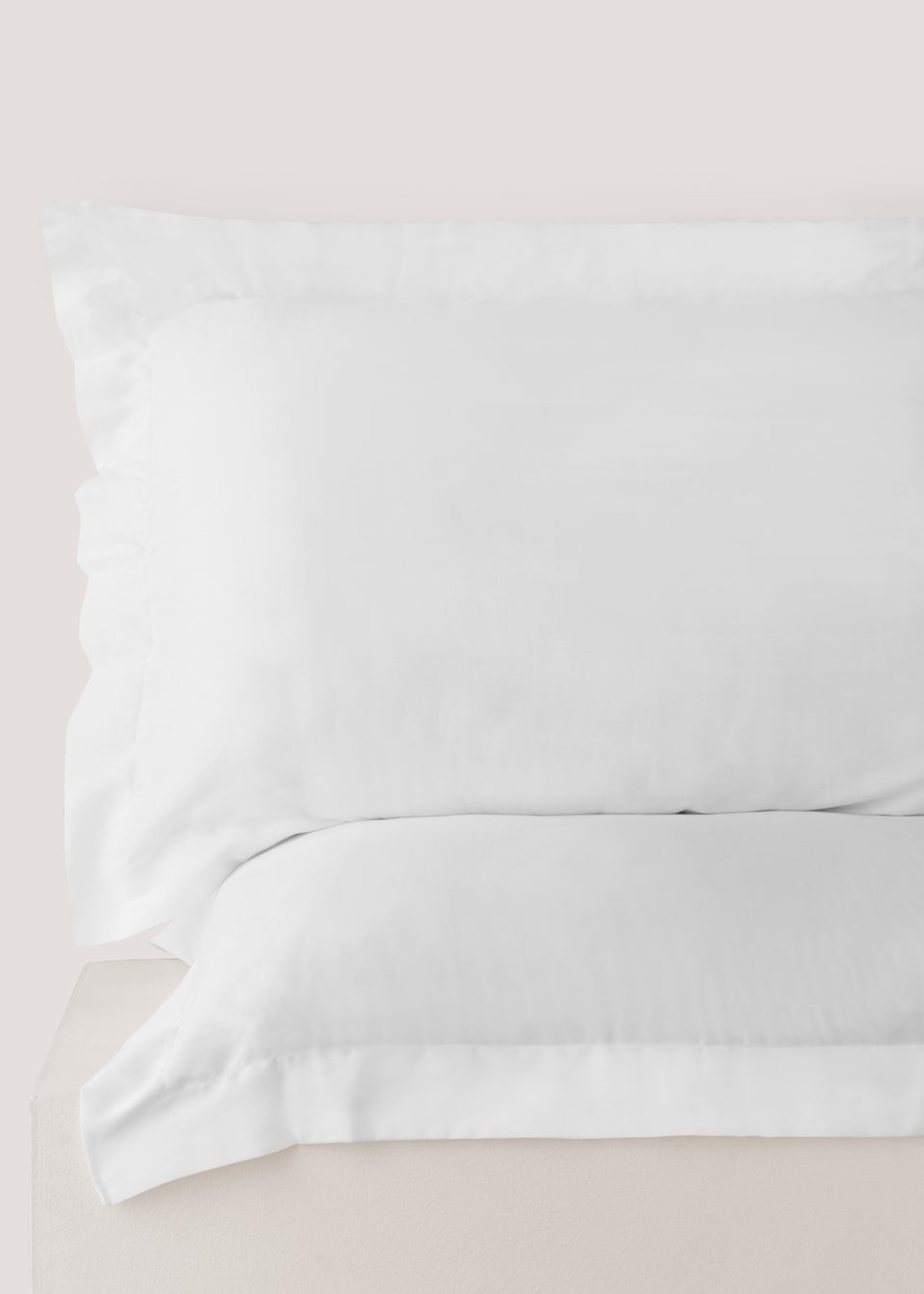 White 100% Oxford Cotton Pillowcase Pair (200 Thread Count)