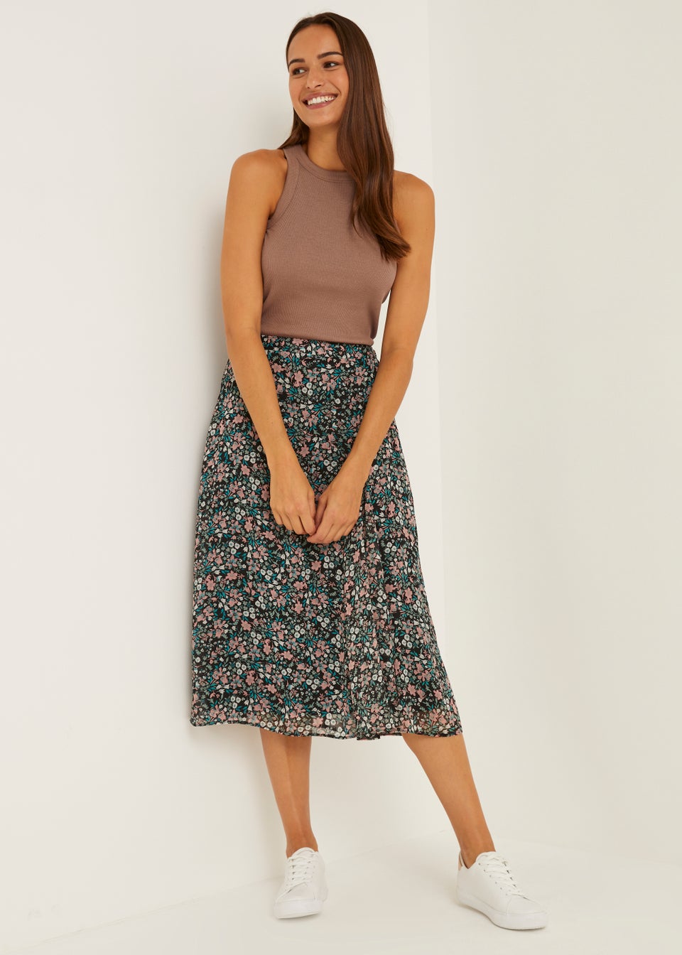 Green pleated skirt on sale matalan