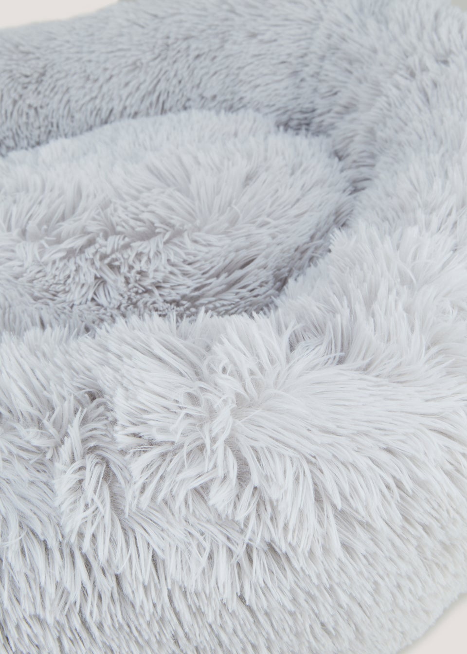 Grey Faux Fur Pet Bed (Medium-Large)