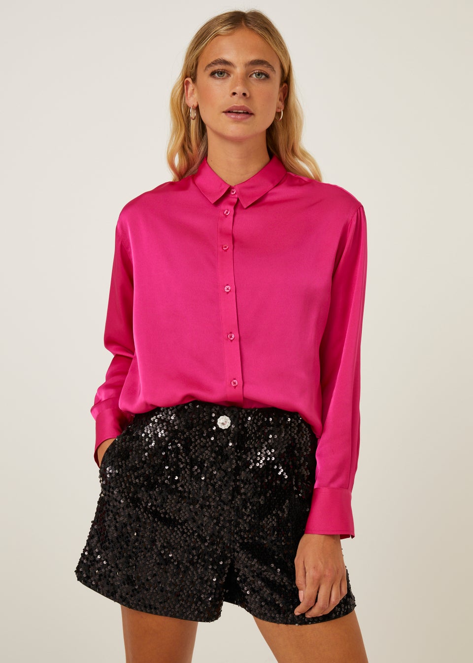 Womens black sequin discount shorts