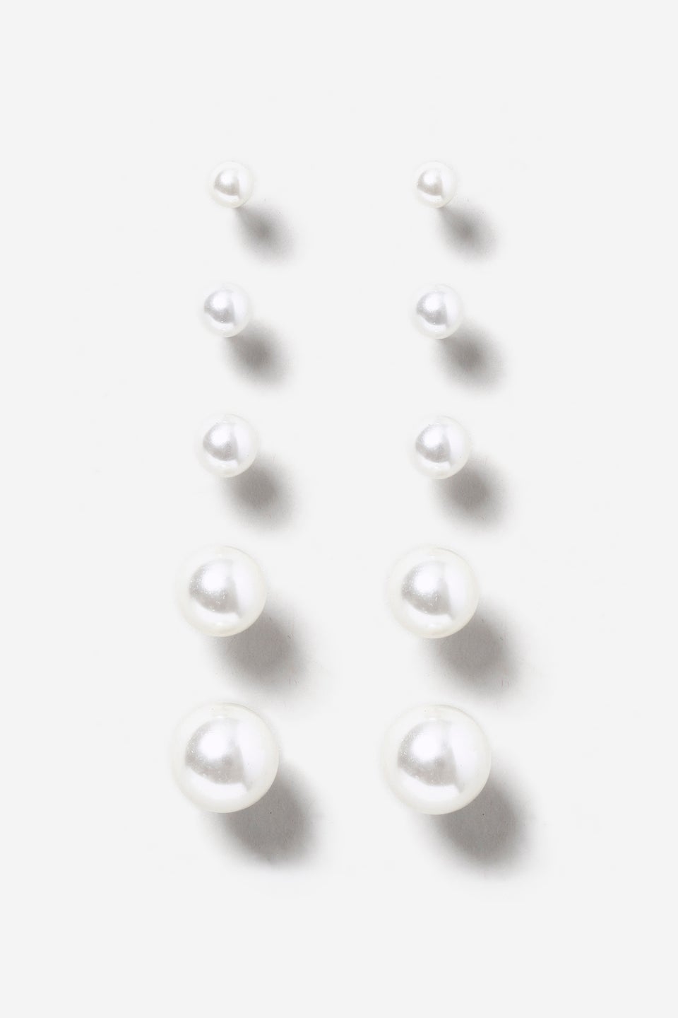 6 Pack Pearl Stud Earrings