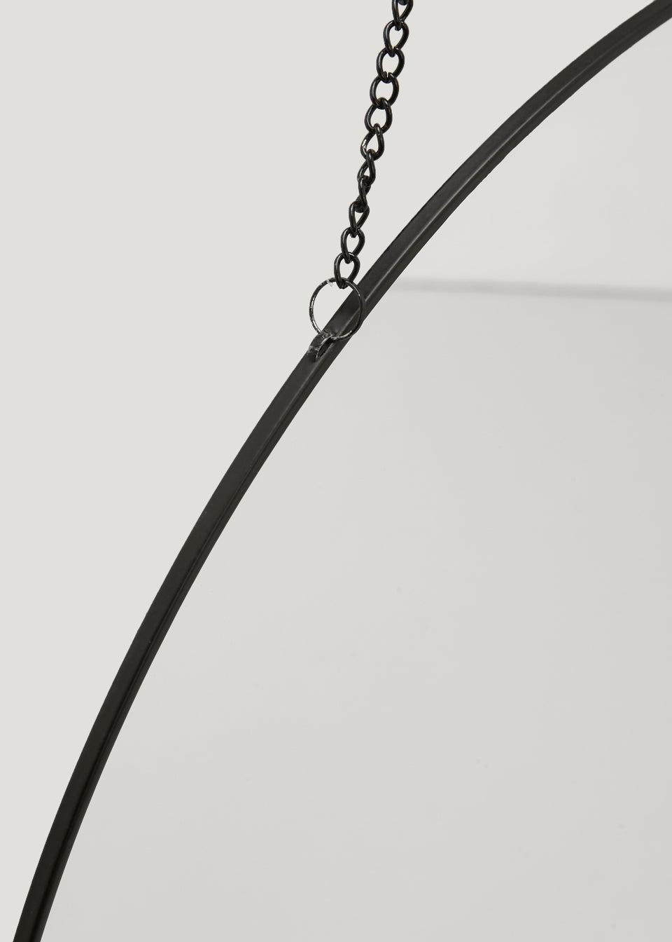 Black Round Mirror with Chain (40cm)