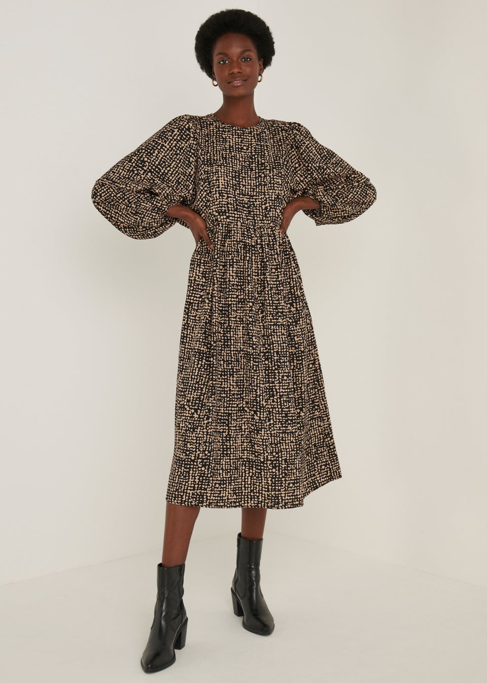 Black Twill Patterned Long Sleeve Midi dress