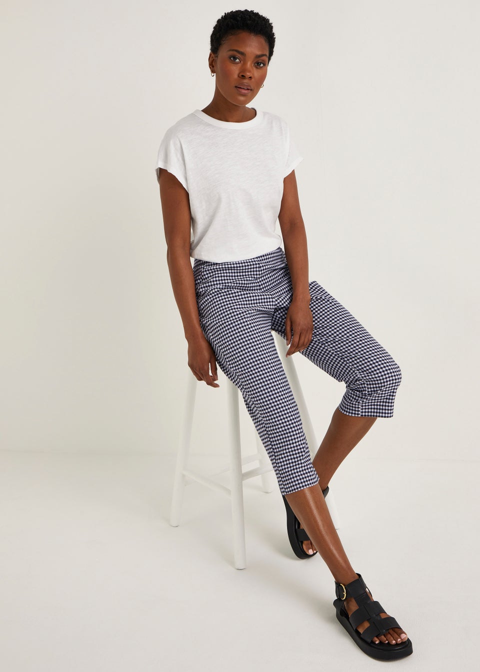 Double Jersey Pull On Crop Trousers  Trousers  Leggings  The White  Company UK