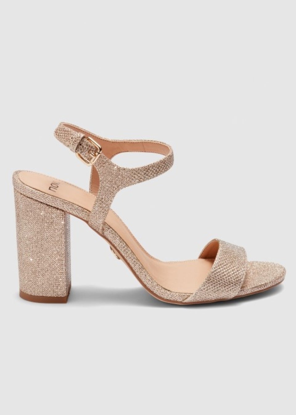 Novo heels sale sale