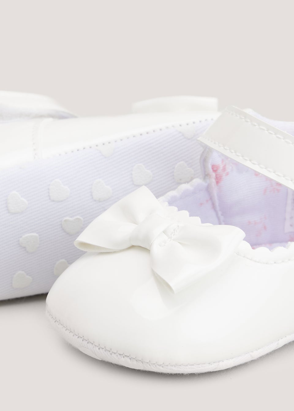 White Bow Soft Sole Baby Shoes Newborn 18mths Matalan