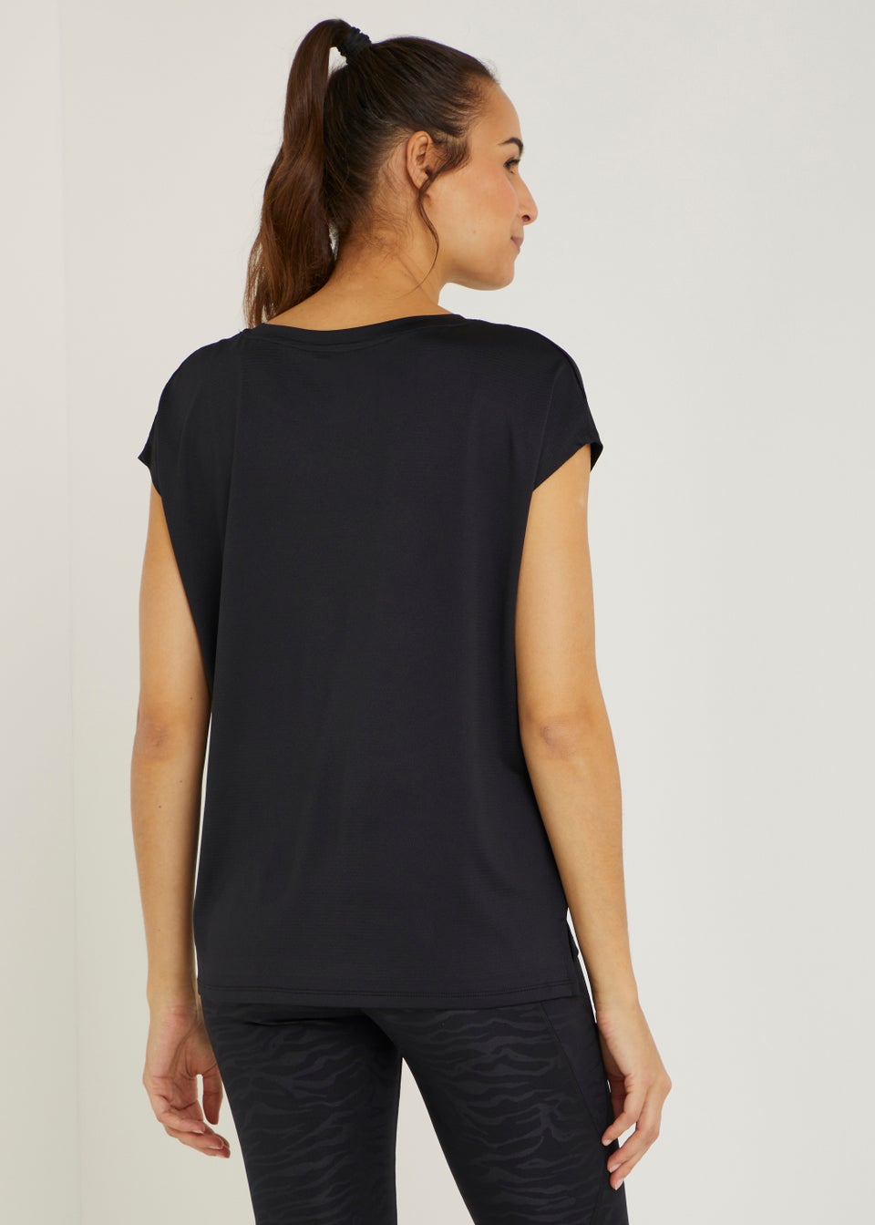 Souluxe Black Slouch Sports T-Shirt