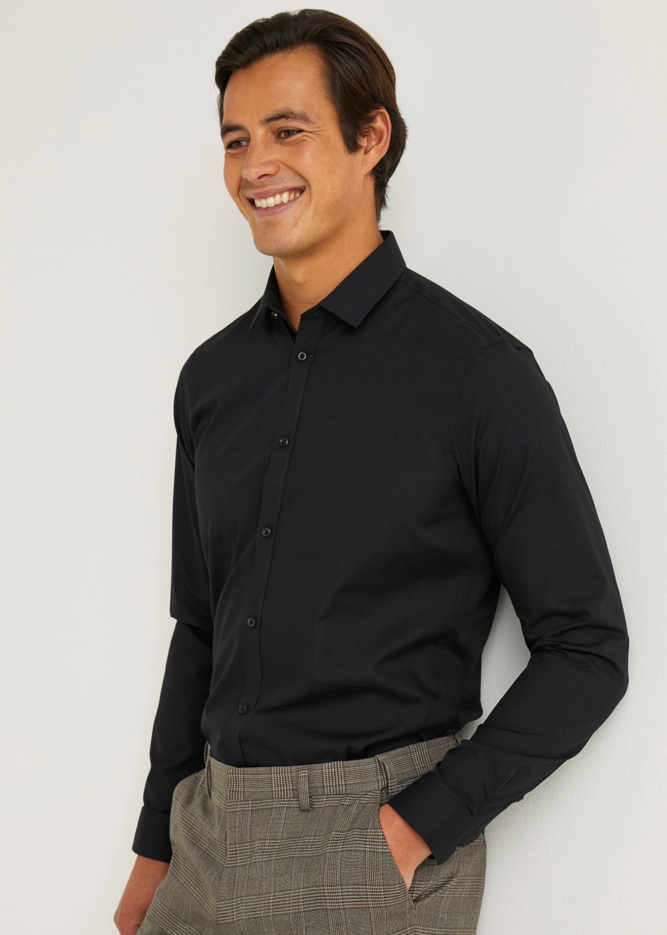 Taylor & Wright Black Easy Care Slim Fit Shirt