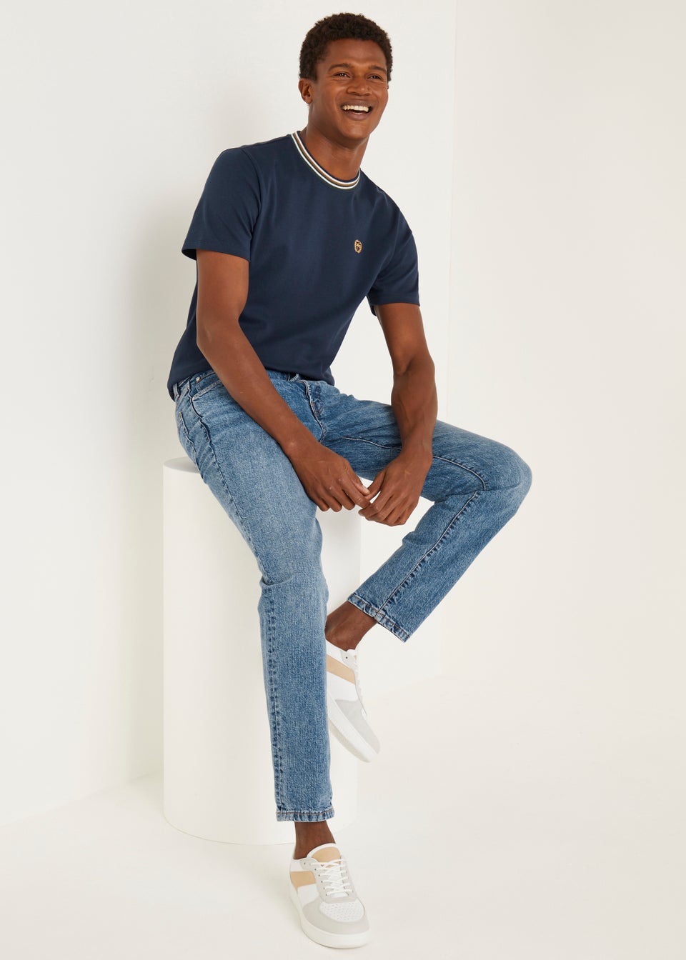 Blue Vintage Wash Straight Fit Jeans