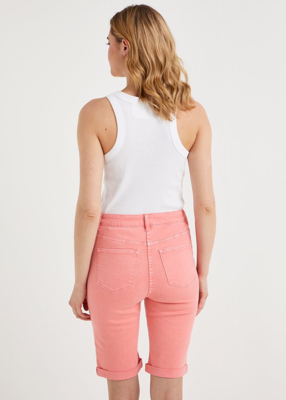 Pink knee length shorts top