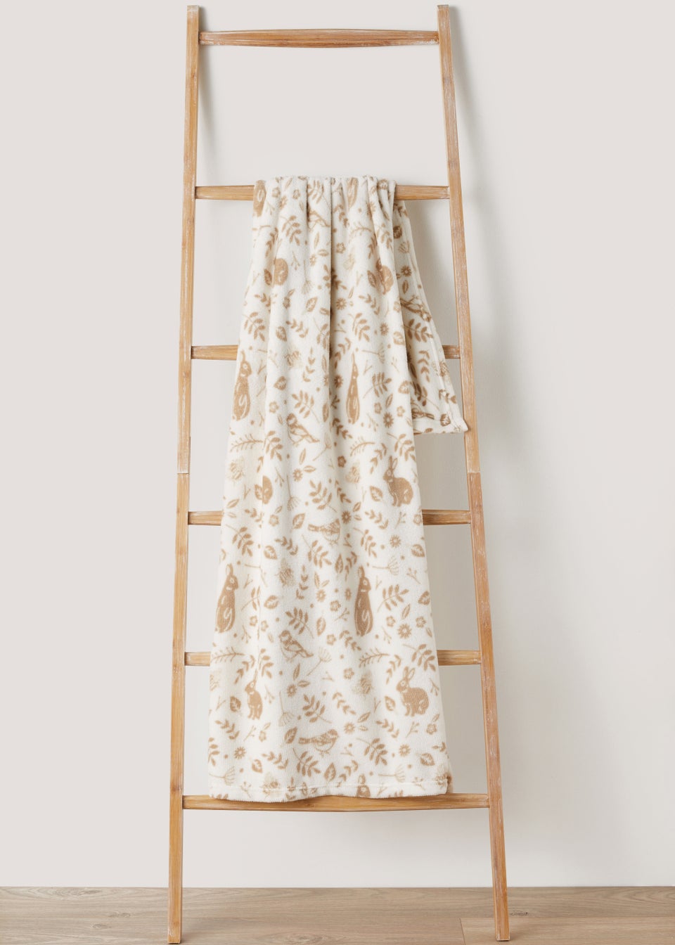 Beige Woodland Print Throw (130cm x 150cm) Matalan