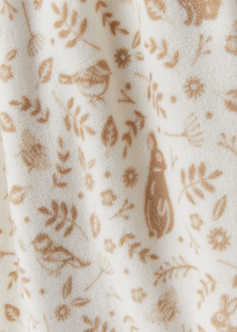 Beige Woodland Print Throw (130cm x 150cm) Matalan