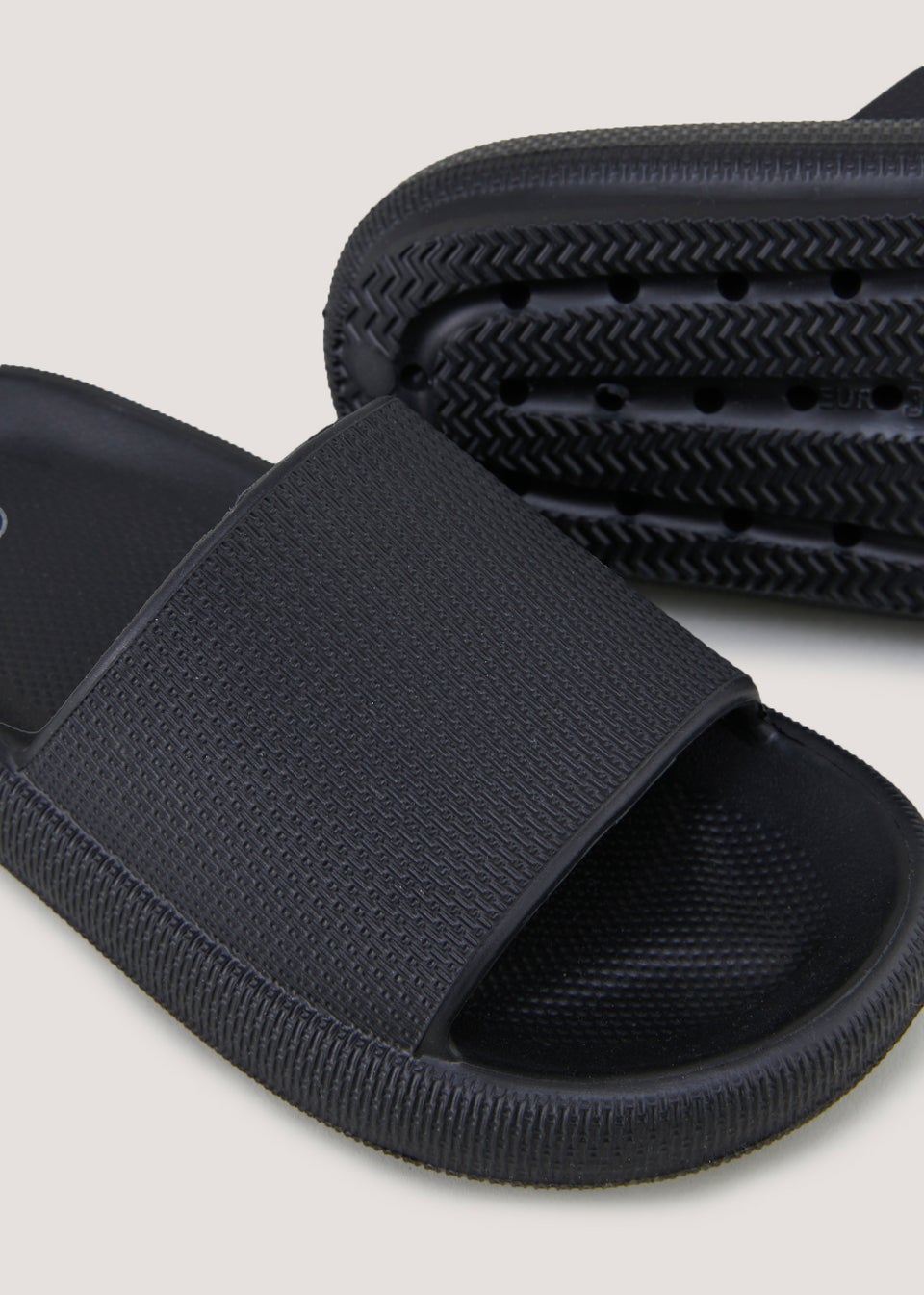 Boys sliders top size 2