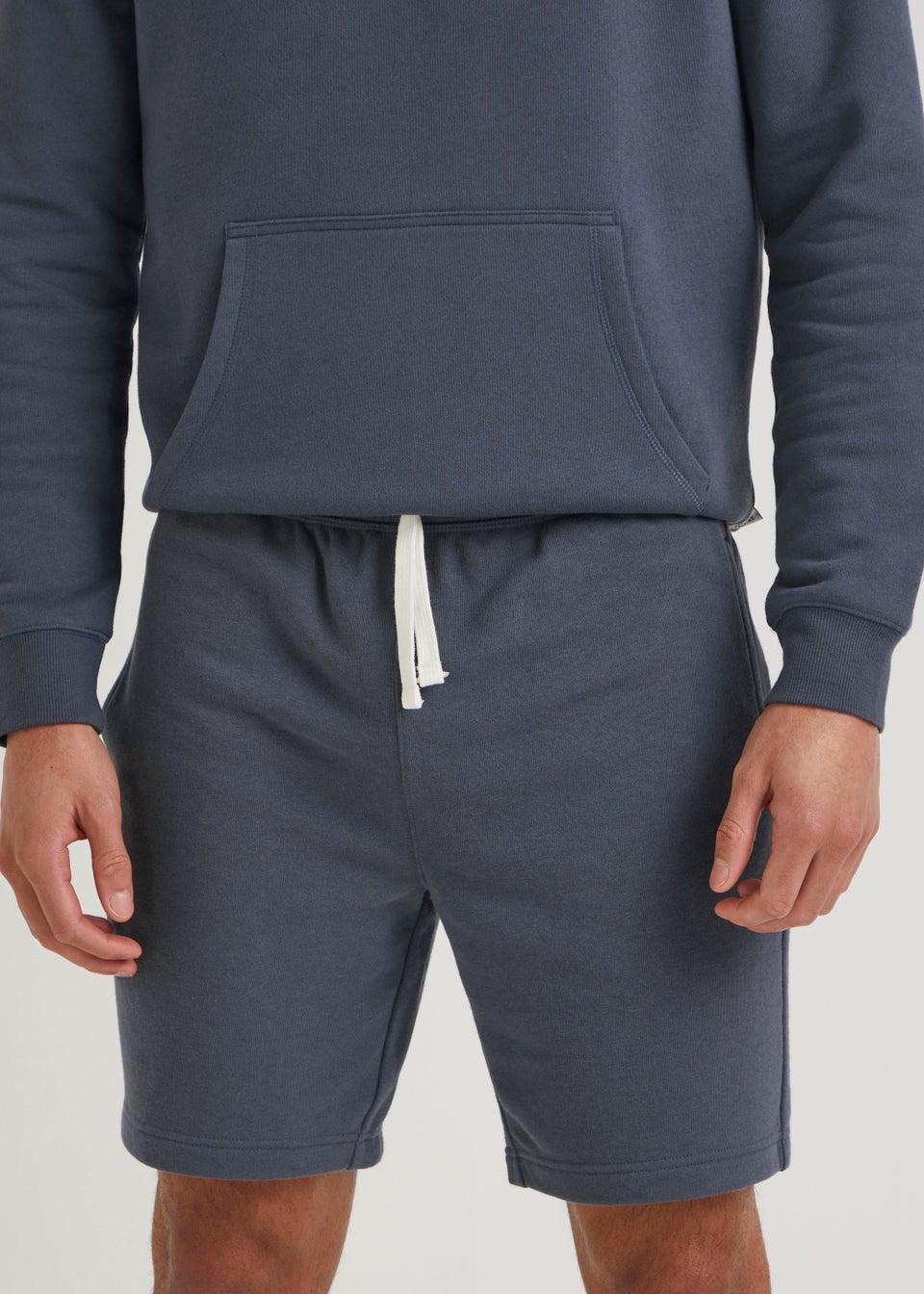 Cut off jogger shorts top