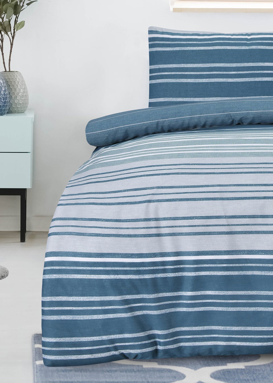Sleepdown Teal Textured Stripe Duvet Cover