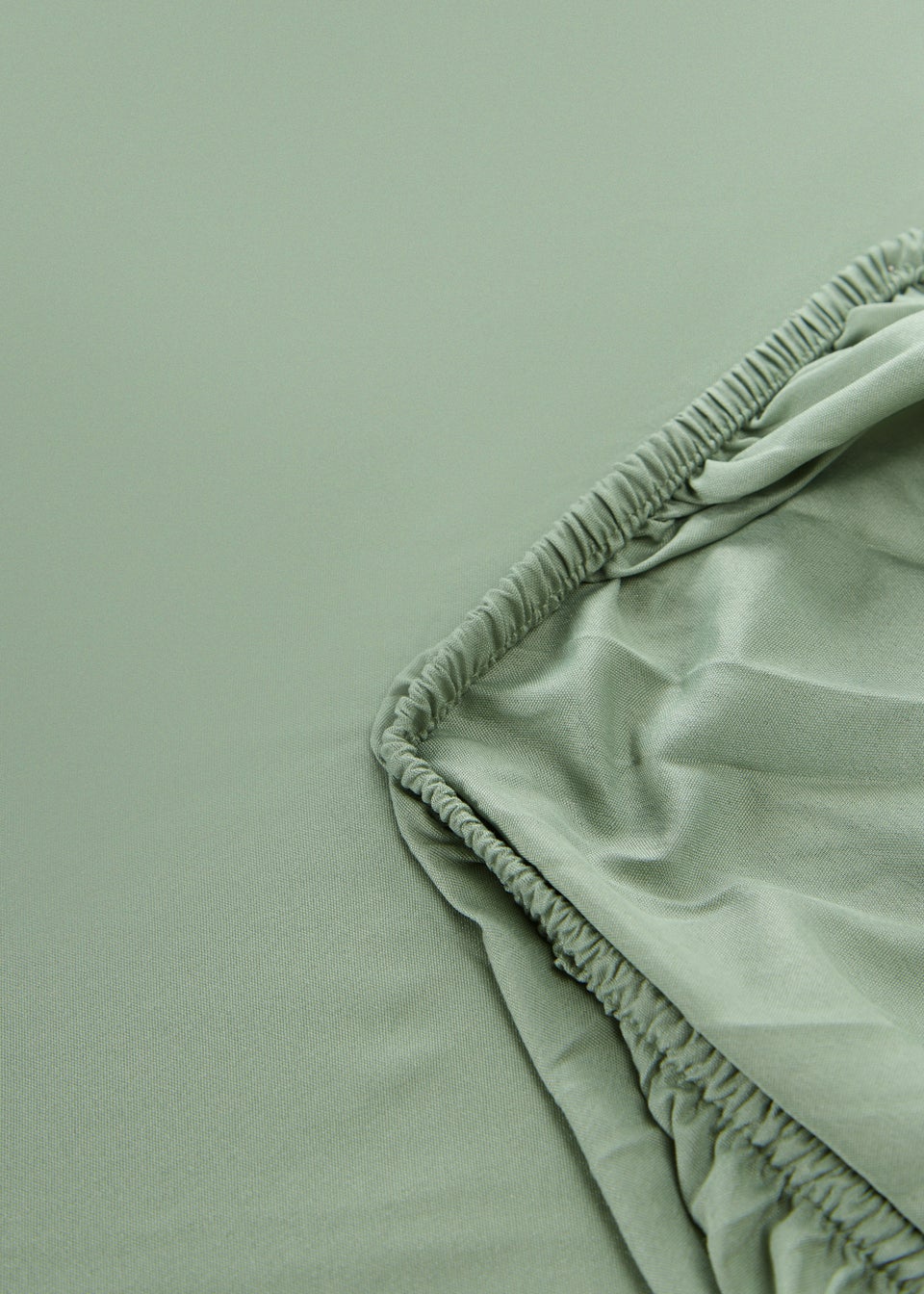 Light Green Super Soft Fitted Bed Sheet & Pillowcase Bundle