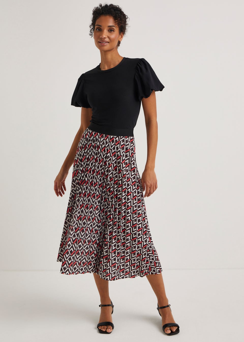 Et Vous Black Geo Print Pleated Midi Skirt