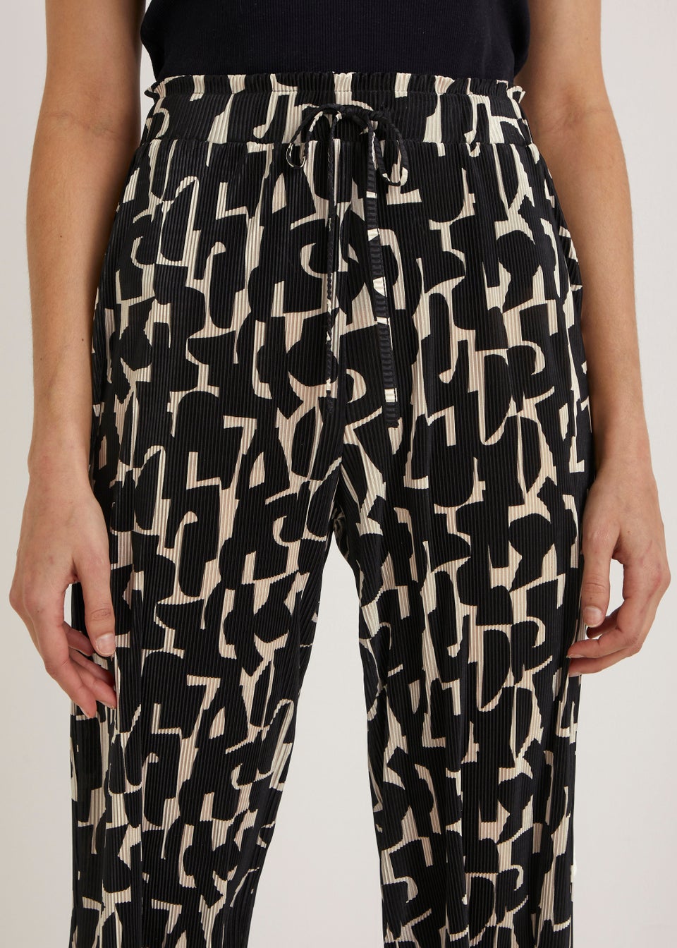 Black Spring Plisse Trousers