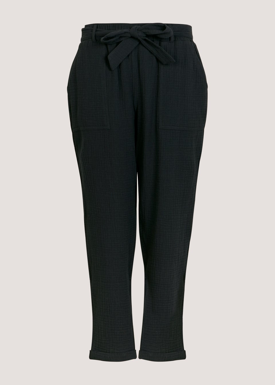 BELTED TAPERED PANTS - Black