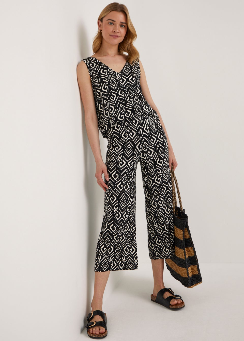 Black Tribal Print Wide Leg Cropped Trousers