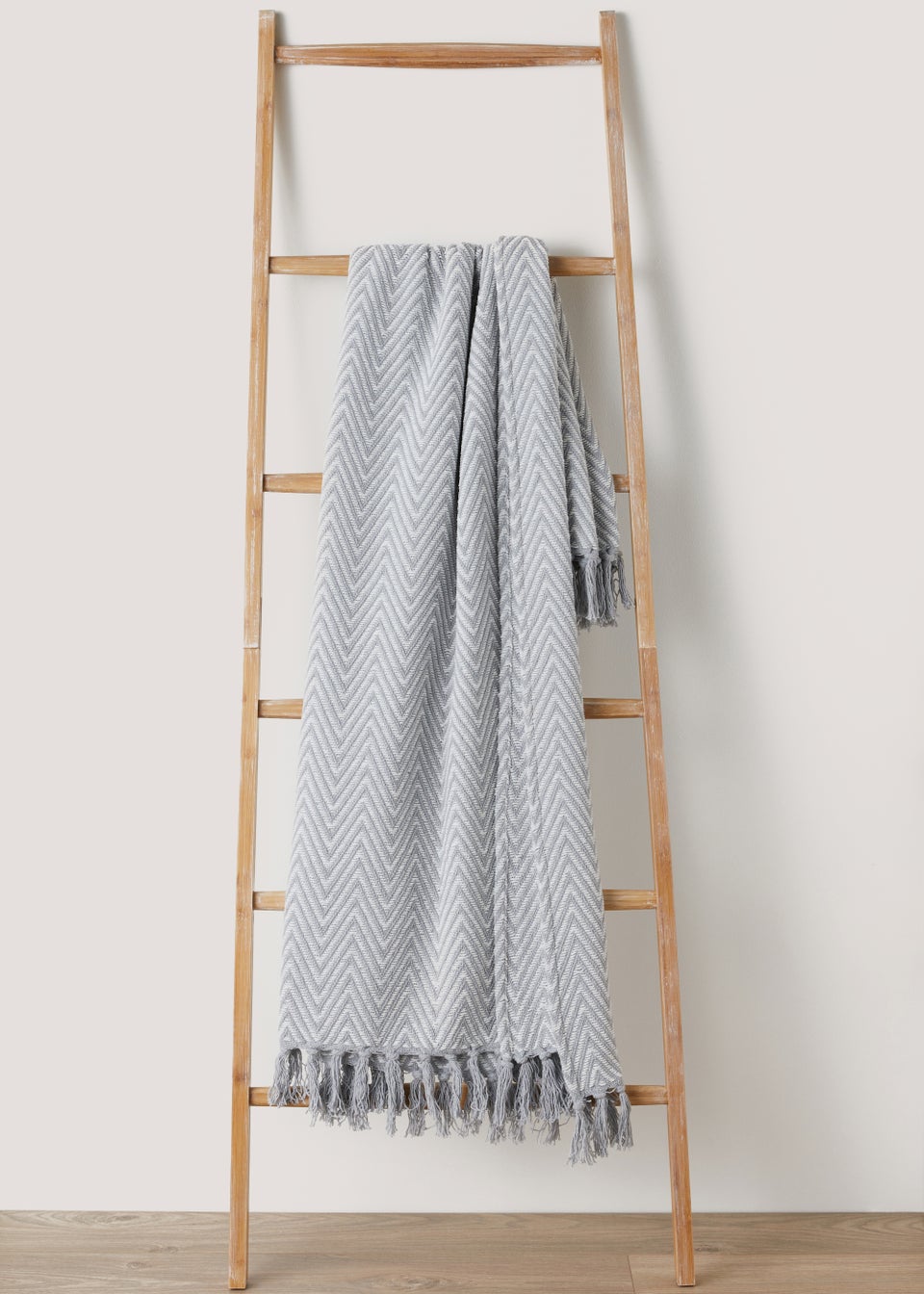Grey bed hot sale throw matalan