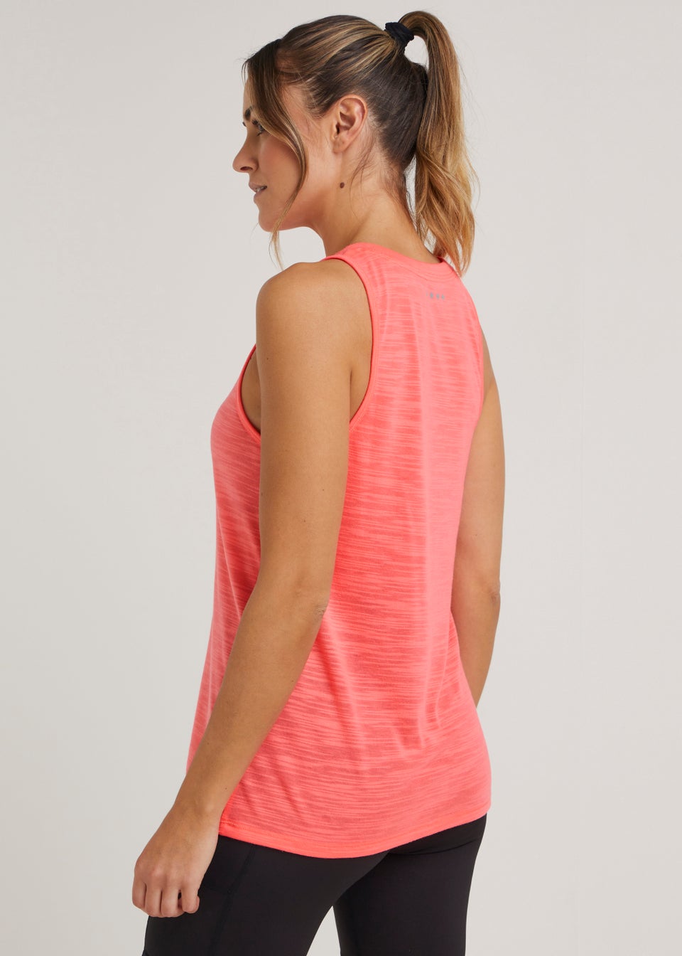 Coral sports best sale top