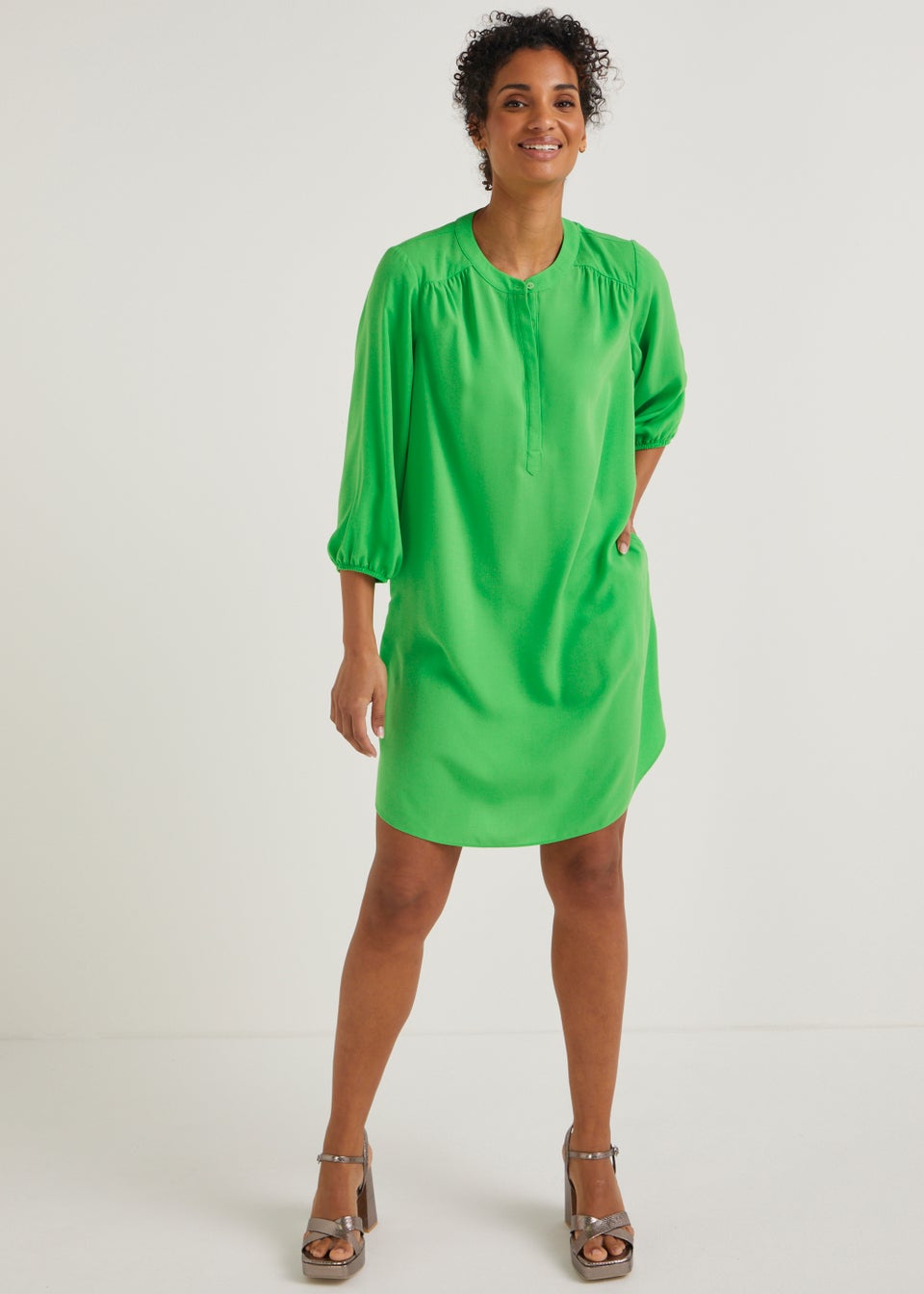 Green tunic dress 2025