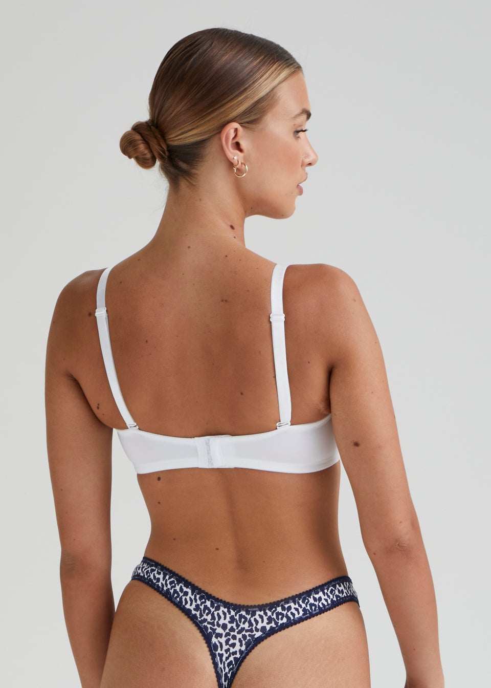 5 Pack Plain & Zebra Print Thongs