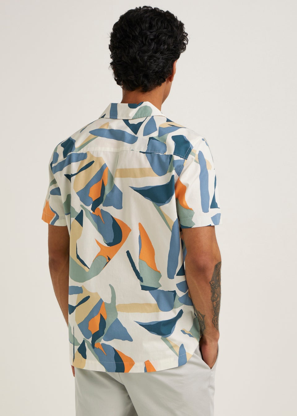 White Abstract Print Short Sleeve Shirt