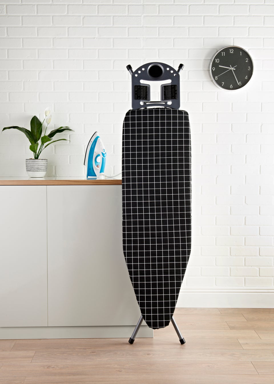 Black Check Print Ironing Board Cover (45cm x 125cm)