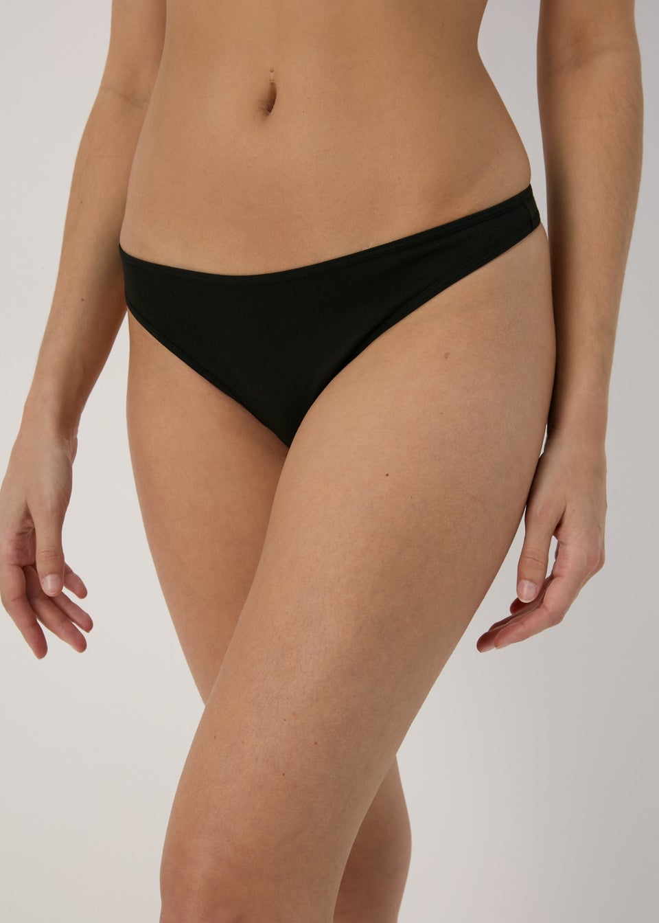 4 Pack Black Thongs