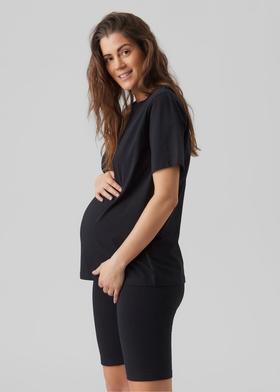 Mamalicious Maternity Salli Black T-Shirt & Shorts Set