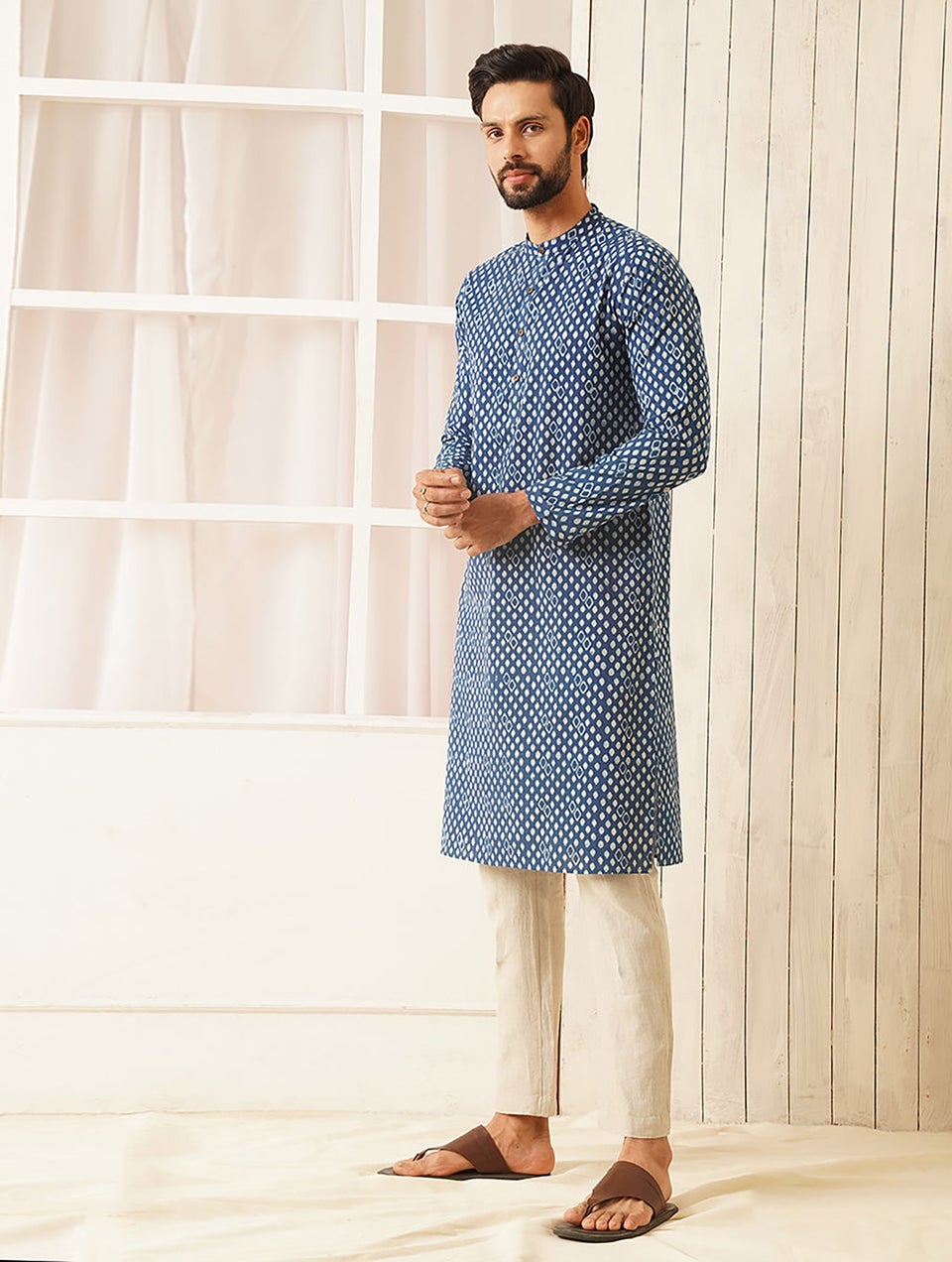 Men Blue Cotton Block Print Mandarin Collar Regular Fit Kurta - 40