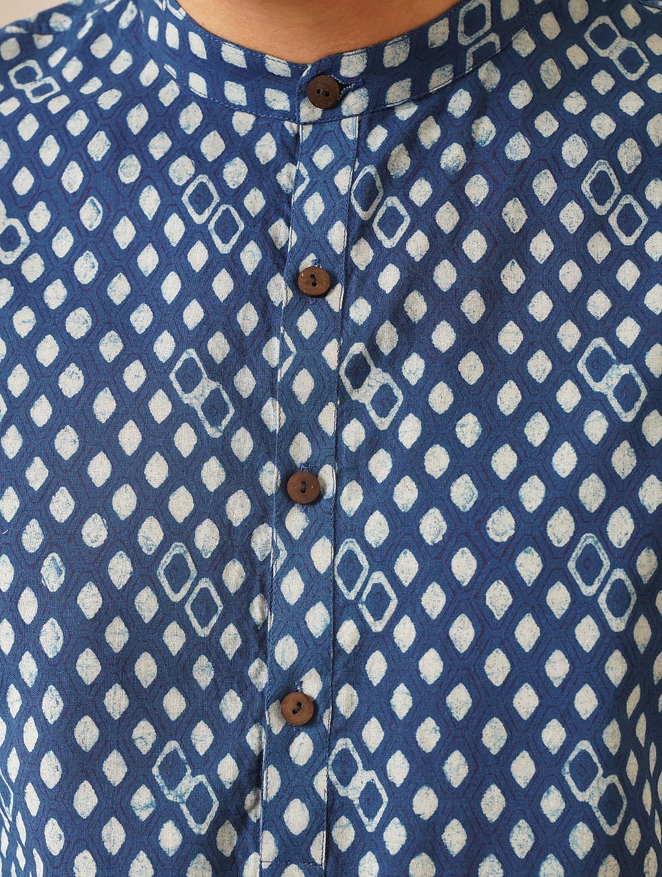 Men Blue Cotton Block Print Mandarin Collar Regular Fit Kurta - 40